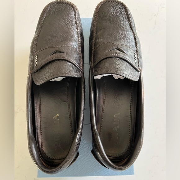 Prada Men’s Saffiano Leather Driving Loafers - Picture 11 of 14